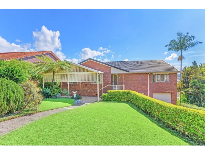 37 Castlecrag Avenue, Banora Point NSW 2486