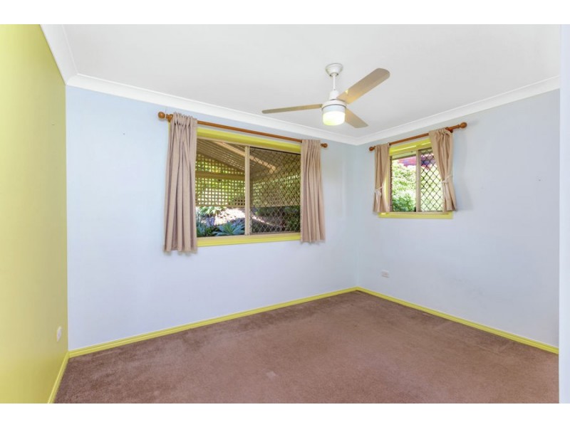 37 Castlecrag Avenue, Banora Point NSW 2486