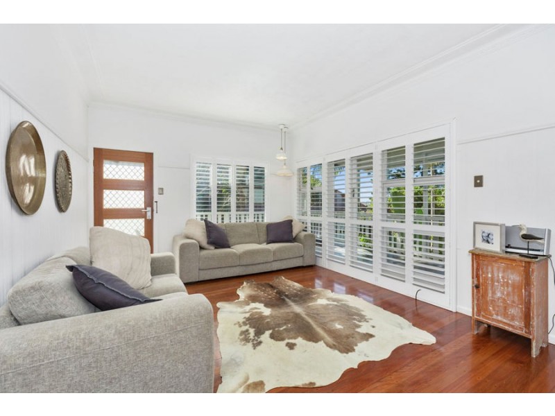 118 Garrick Street, Coolangatta QLD 4225