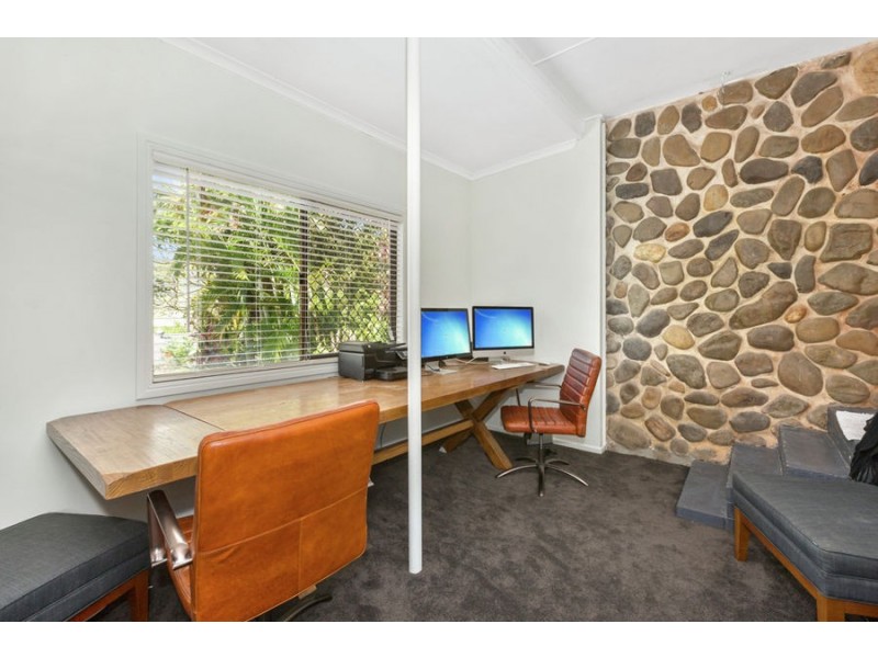 118 Garrick Street, Coolangatta QLD 4225