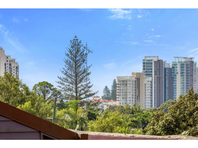 118 Garrick Street, Coolangatta QLD 4225