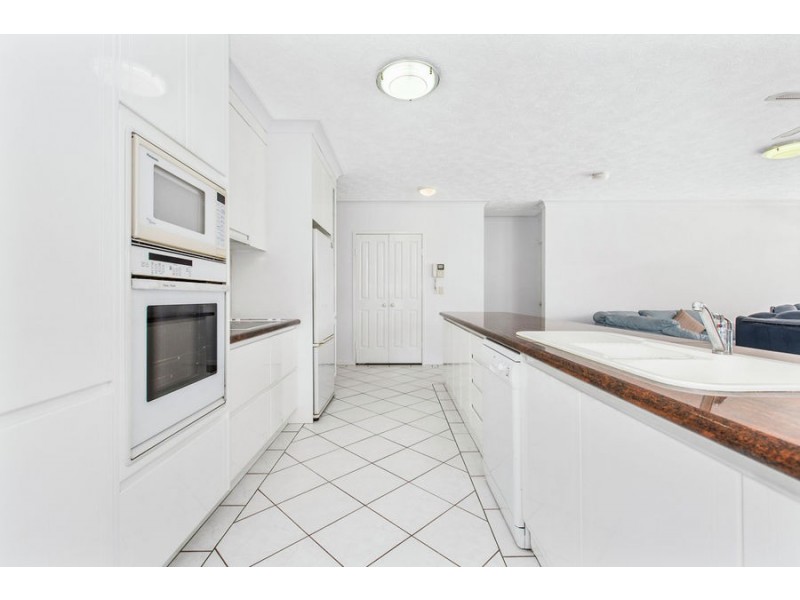 2/39-43 Tweed Street, Coolangatta QLD 4225