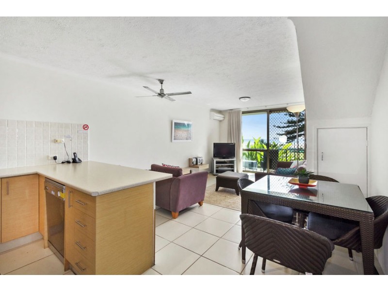 11/12-14 Musgrave Street, Coolangatta QLD 4225