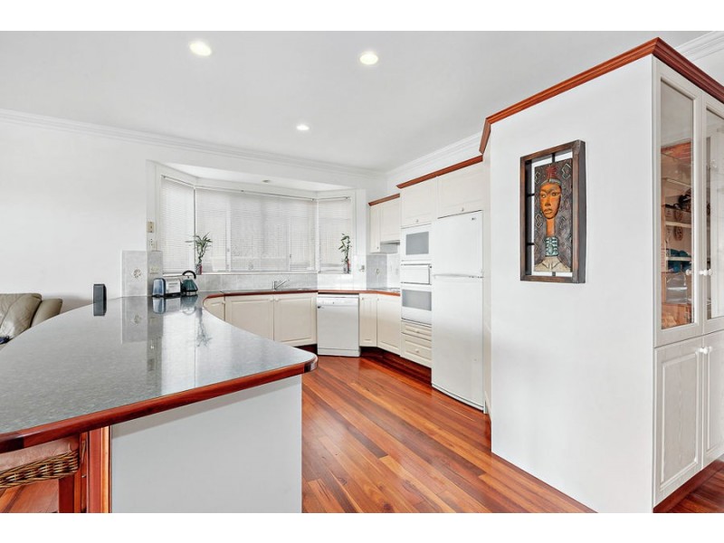 11 Stonehaven Way, Banora Point NSW 2486