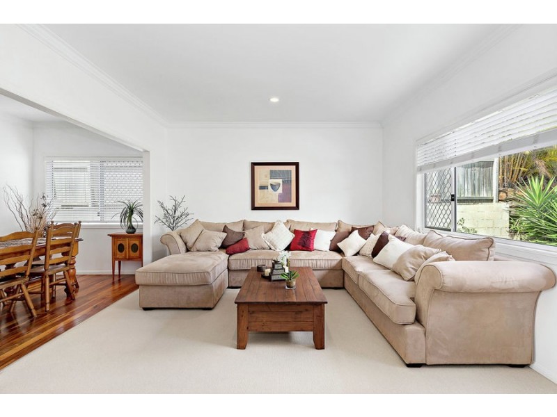 11 Stonehaven Way, Banora Point NSW 2486