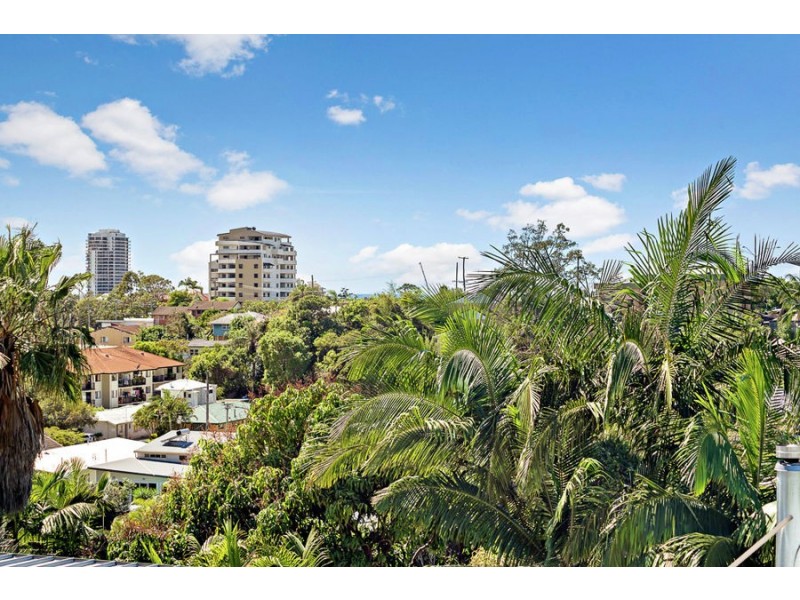 33 Ballow Street, Coolangatta QLD 4225