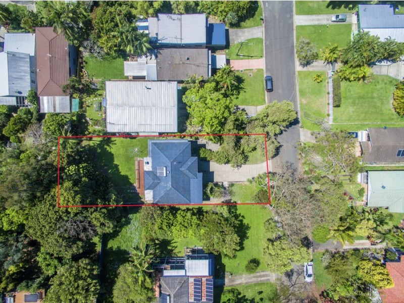 33 Ballow Street, Coolangatta QLD 4225