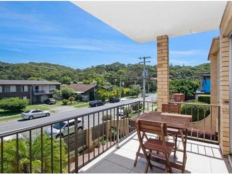 8/18 Ikkina Road, Burleigh Heads QLD 4220