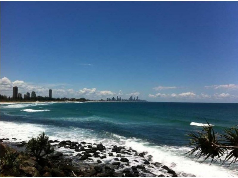 8/18 Ikkina Road, Burleigh Heads QLD 4220