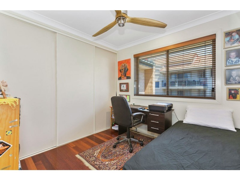 8/36 Dutton Street, Coolangatta QLD 4225