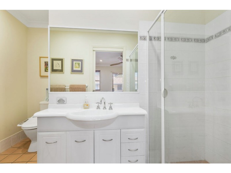 8/36 Dutton Street, Coolangatta QLD 4225