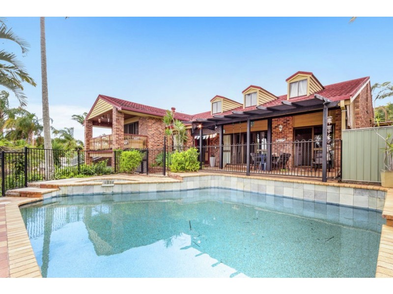 22 Widgee Ave, Banora Point NSW 2486