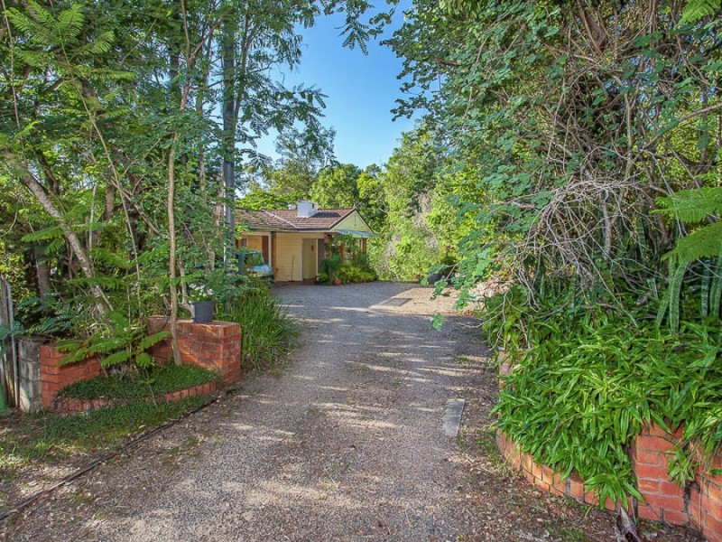 182 Bielby Road, Kenmore Hills QLD 4069