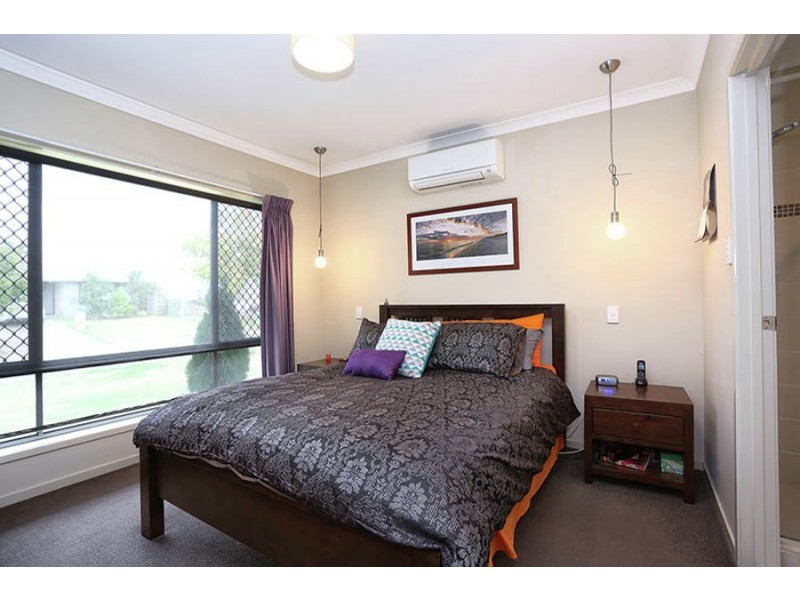 7 Bowerbird Crescent, Dakabin QLD 4503