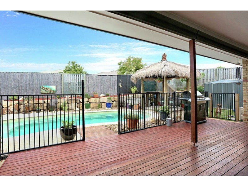 7 Bowerbird Crescent, Dakabin QLD 4503