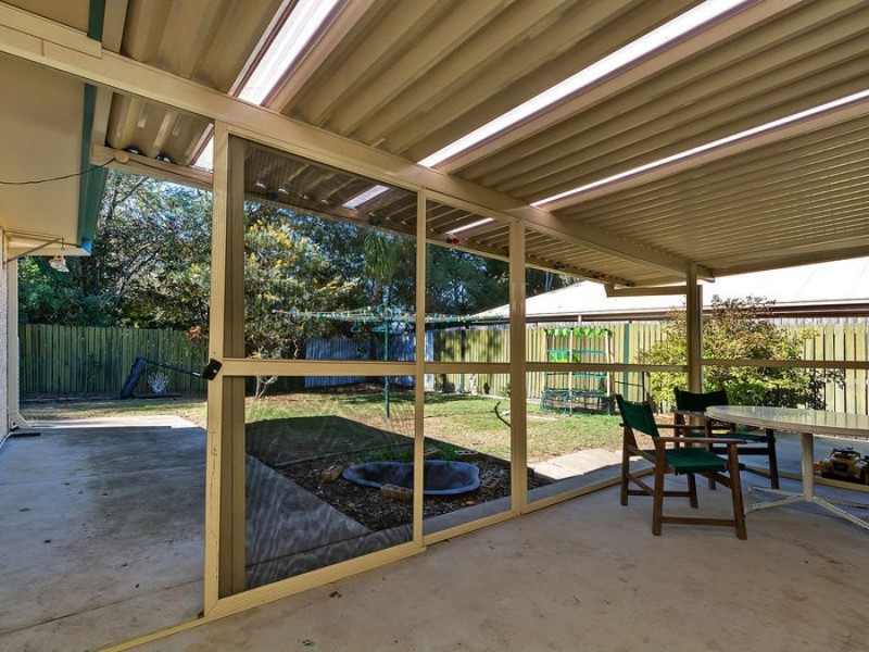 8 Palm Avenue, Raceview QLD 4305