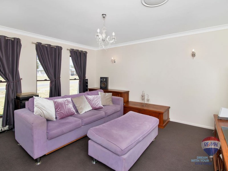 103 Diamantina Circle, Karalee QLD 4306