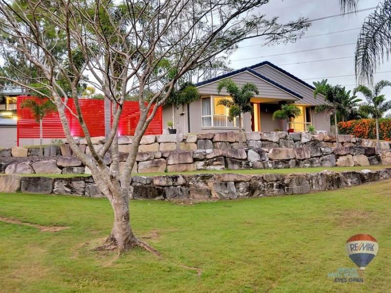 16 Omeo Grove, Karana Downs QLD 4306