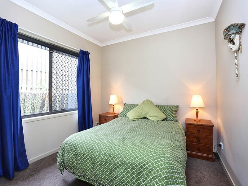 7 Bowerbird Crescent, Dakabin QLD 4503