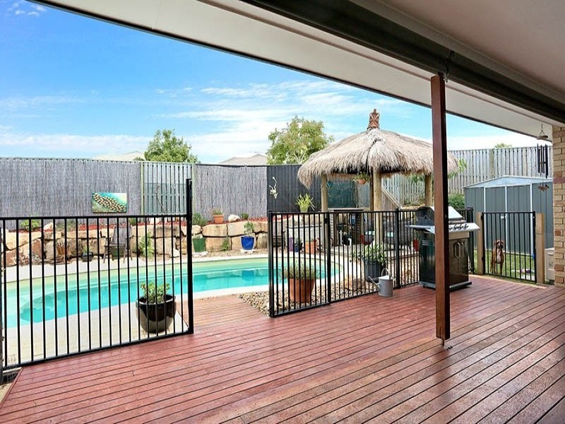 7 Bowerbird Crescent, Dakabin QLD 4503