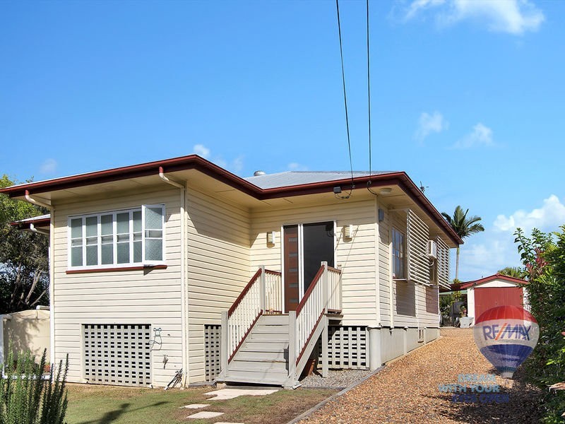 9 ROBERTS Street, North Ipswich QLD 4305