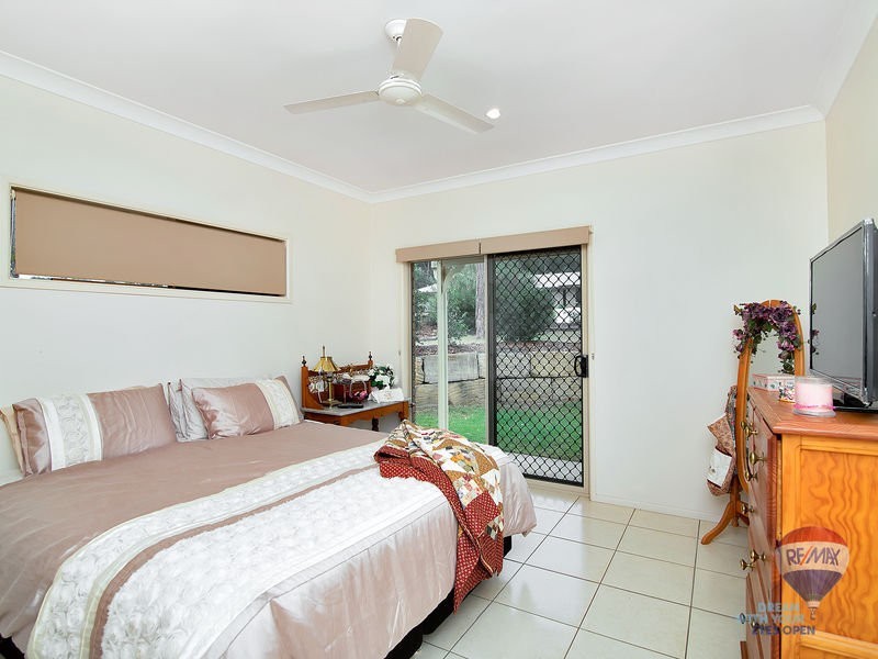 42 CABERNET Crescent, Pine Mountain QLD 4306