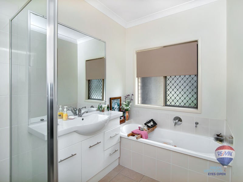 42 CABERNET Crescent, Pine Mountain QLD 4306