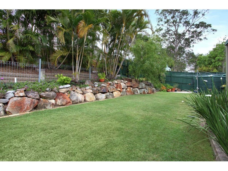 8 Limosa Street, Bellbowrie QLD 4070