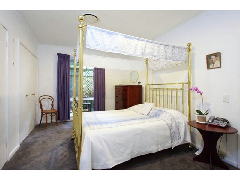 8 Limosa Street, Bellbowrie QLD 4070