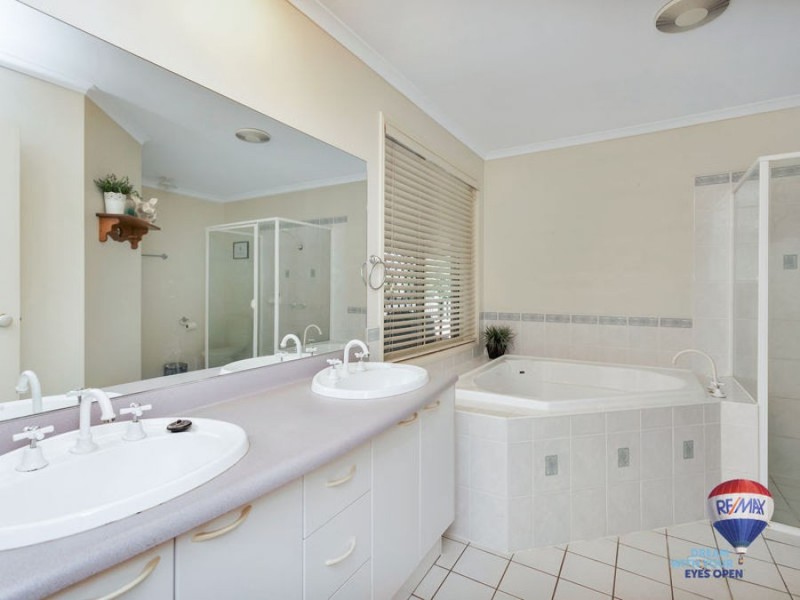 3 Balmoral Grove, Karalee QLD 4306