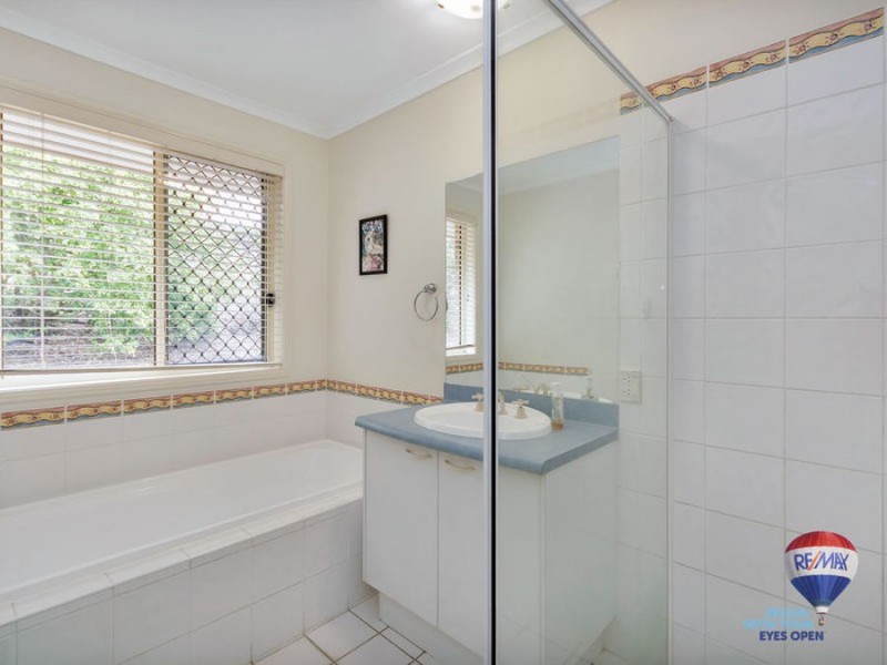 3 Balmoral Grove, Karalee QLD 4306