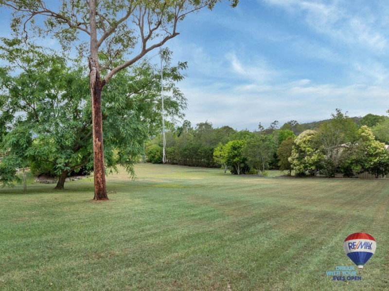 3 Balmoral Grove, Karalee QLD 4306