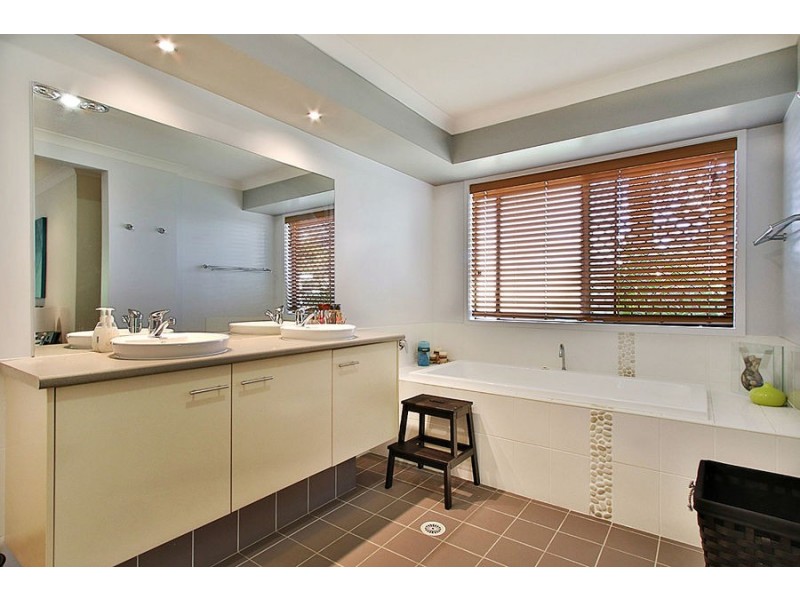 67 Carlock Promenade, Karalee QLD 4306