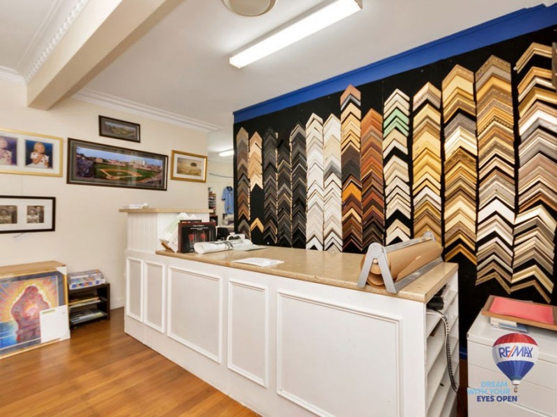 3 Hamilton Street, Booval QLD 4304