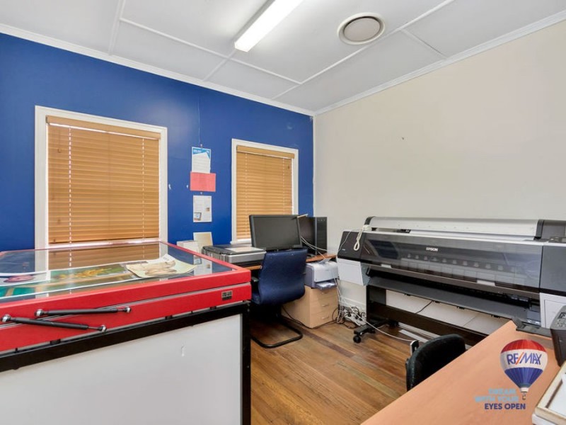 3 Hamilton Street, Booval QLD 4304