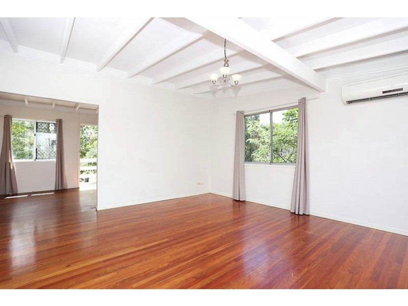 6 Kirkcaldy Street, Morayfield QLD 4506