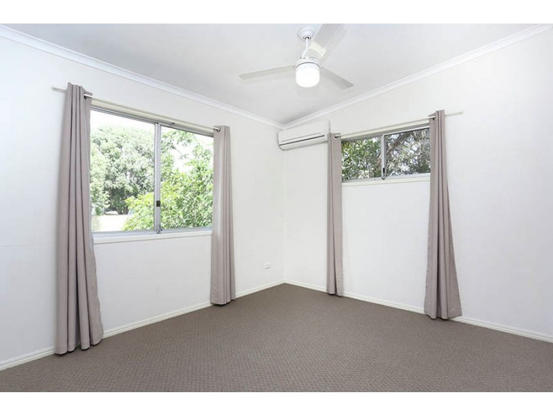 6 Kirkcaldy Street, Morayfield QLD 4506