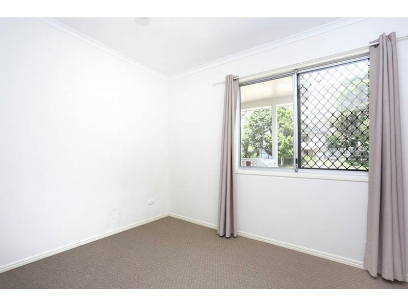 6 Kirkcaldy Street, Morayfield QLD 4506