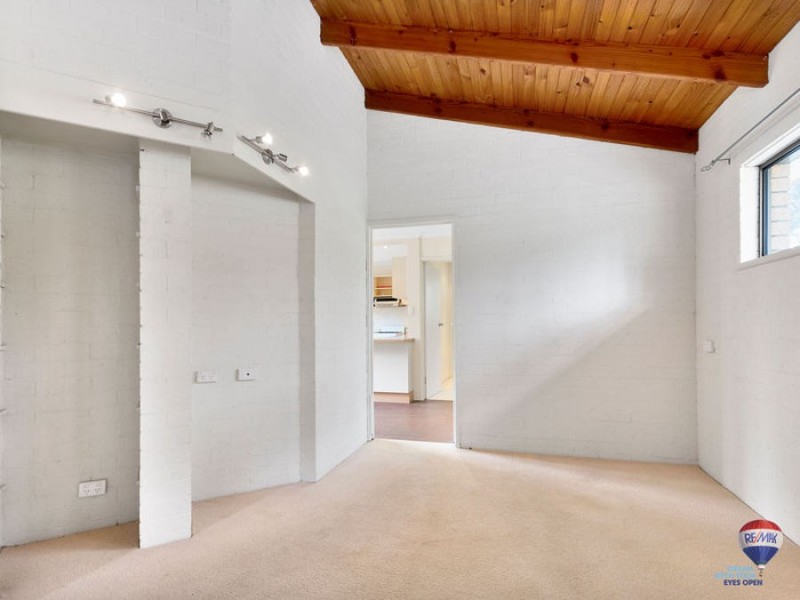 1 Joanne Street, Karalee QLD 4306