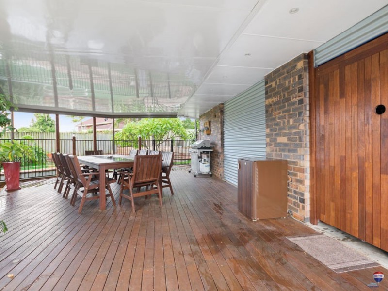 9 Apunya Close, Riverhills QLD 4074