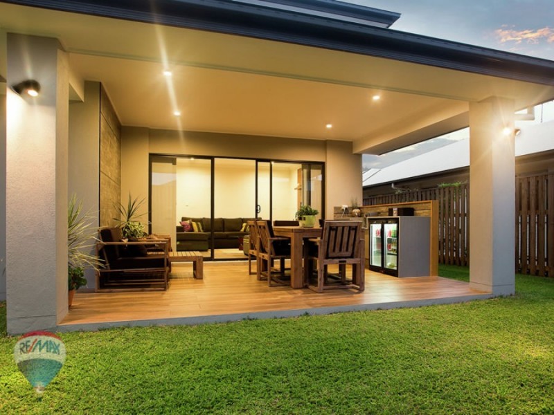 19 Plateau Place, Rochedale QLD 4123