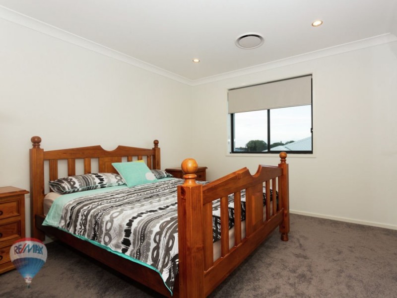 19 Plateau Place, Rochedale QLD 4123