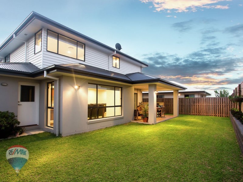 19 Plateau Place, Rochedale QLD 4123