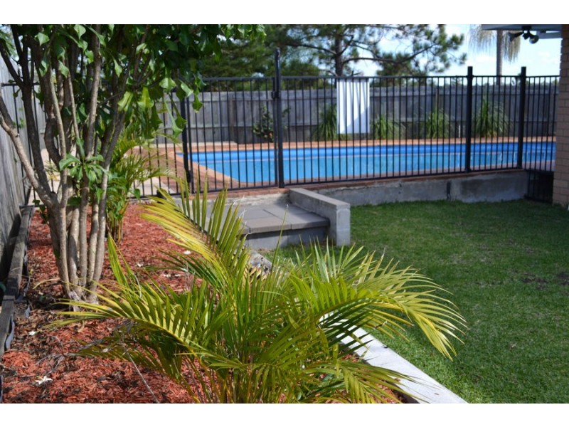 324 Horizon Drive, Riverhills QLD 4074