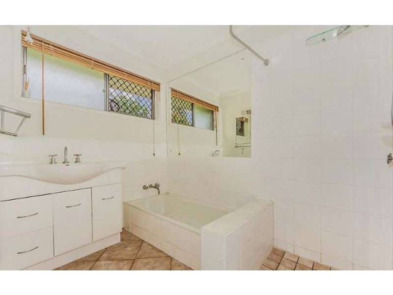 324 Horizon Drive, Riverhills QLD 4074