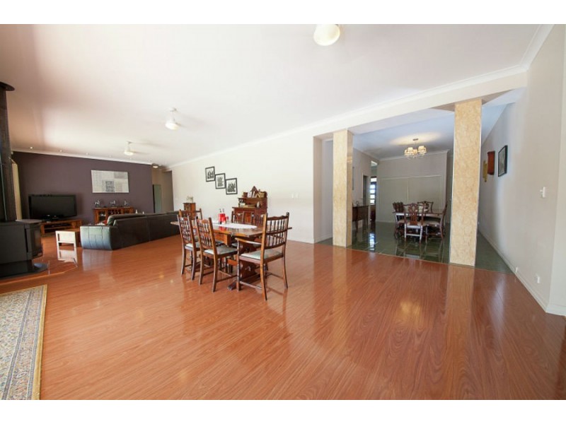 8 Seiler Court, Karalee QLD 4306