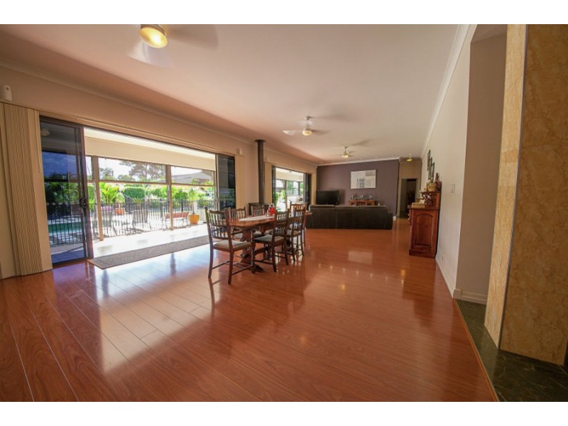 8 Seiler Court, Karalee QLD 4306