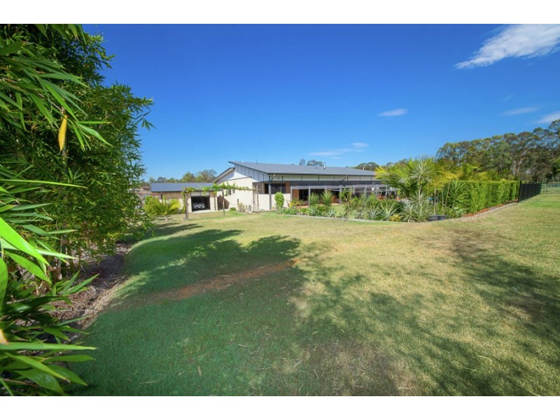 8 Seiler Court, Karalee QLD 4306