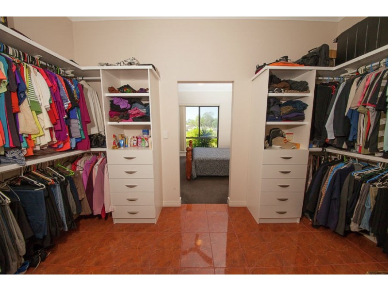 8 Seiler Court, Karalee QLD 4306