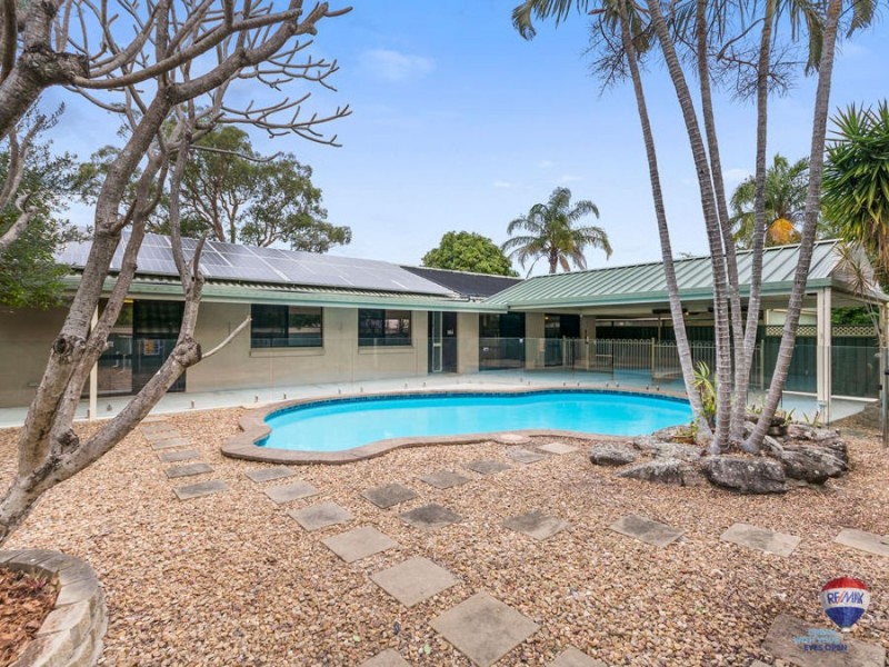 3 Pennant Street, Jamboree Heights QLD 4074